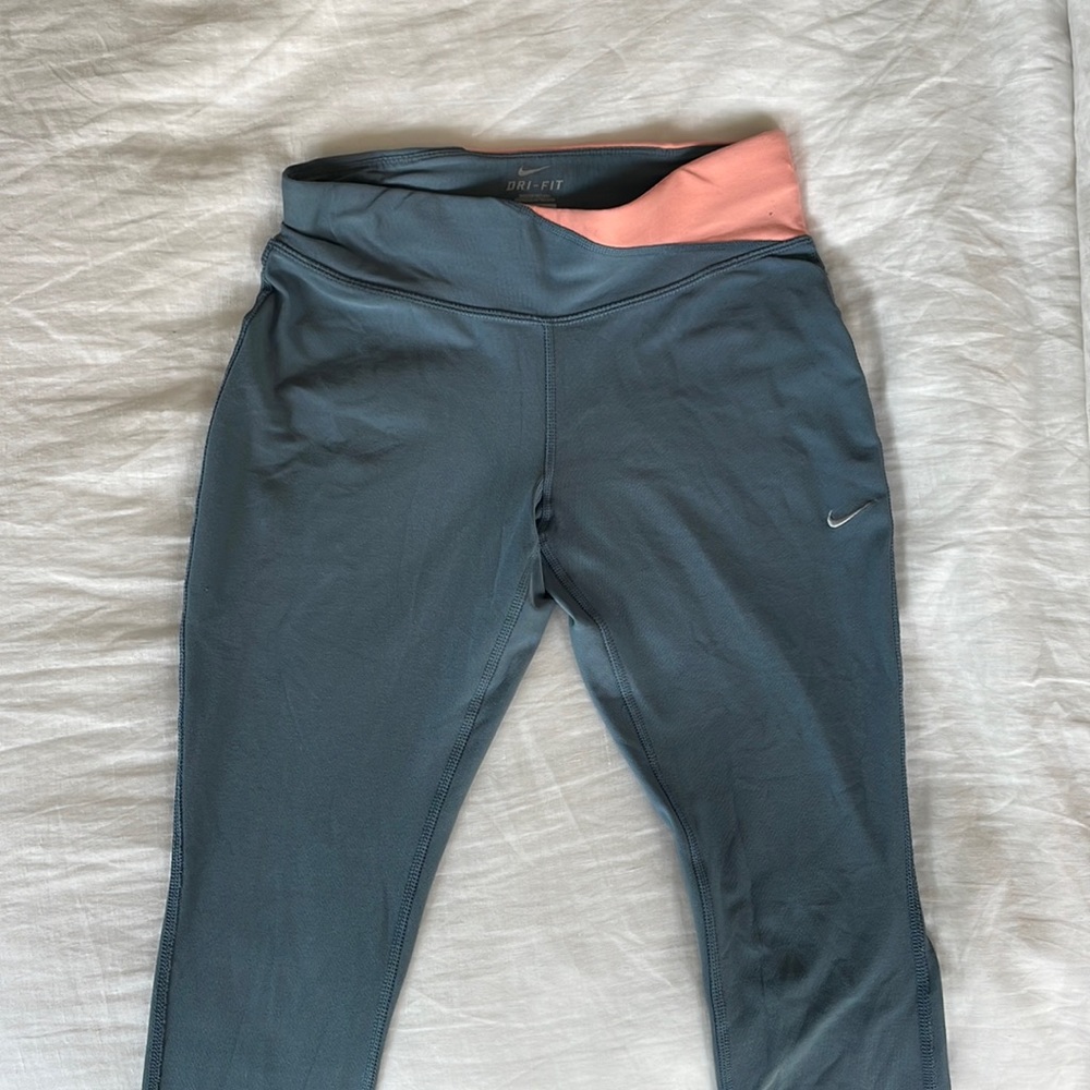 Nike Dri-fit Grey Leggings, size SM